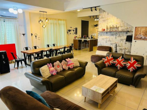 LeParis Swimming pool KTV BBQ Jonker 88 homestay